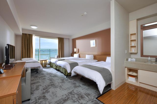 ベッセルホテルカンパーナ沖縄 【本館】オーシャンビューフォース